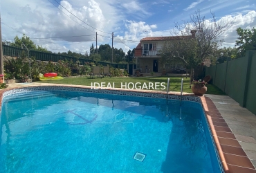 Vivienda-Casa-ESPECTACULAR CHALET CON JARDÍN Y PISCINA 22