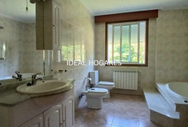 Vivienda-Casa-CHALET CON TERRENO Y GRAN POTENCIAL EN E 29