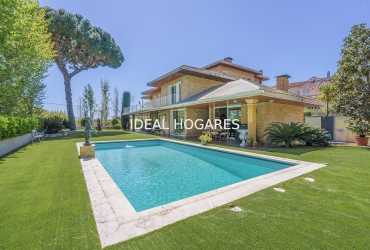 Vivienda-Casa-VILLA DE ESTILO INGLÉS EN TIANA, DONDE E 2