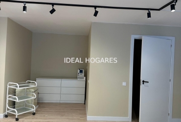 Local comercial-Local comercial-LOCAL EN BARCELONA CON LICENCIA DE ESTET 5