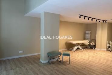 Local comercial-Local comercial-LOCAL EN BARCELONA CON LICENCIA DE ESTET 2