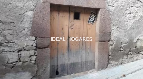 Vivienda-Casa Adosada-Casa en Avinyó por derruir y construir n 1