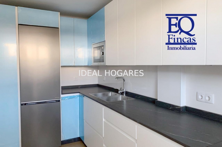 Vivienda-Casa Adosada-VENTA ADOSADO EN URBANIZACIÓN PRIVADA. B 29