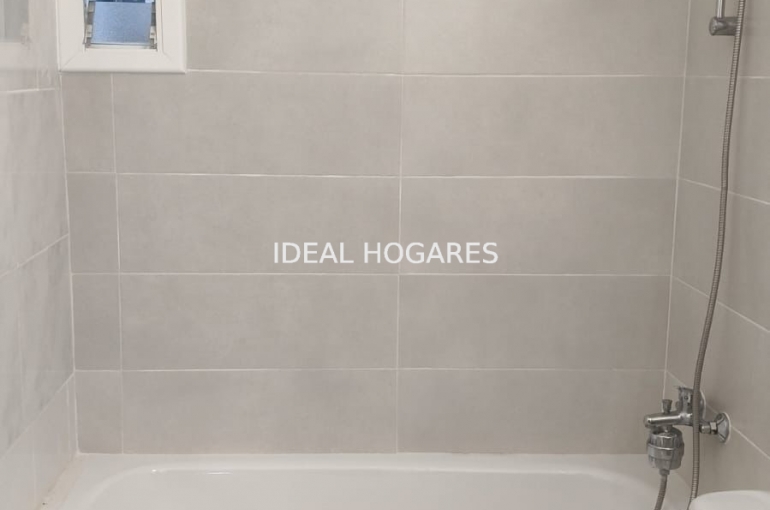 Vivienda-Piso-PISO ALQUILADO EN VENTA EN SAGRADA FAMIL 20