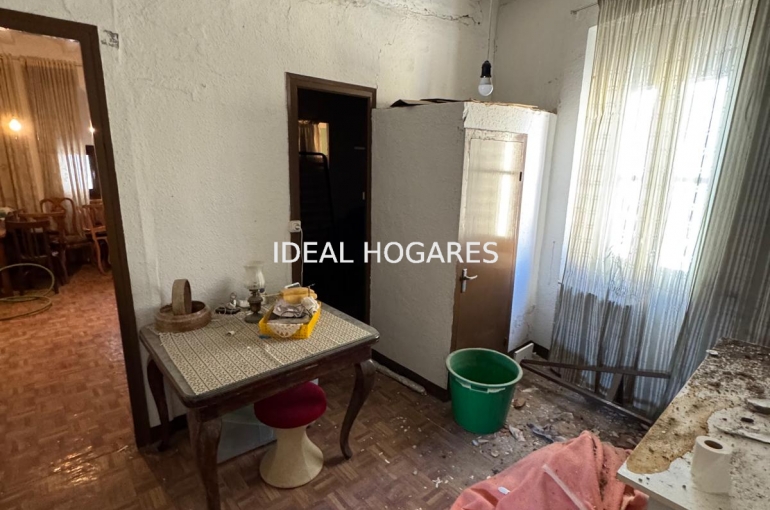 Vivienda-Casa-CASA DE PUEBLO 5 HABITACIONES-ROQUETES 5