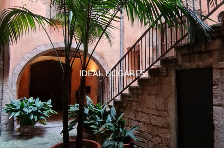 Local comercial-Local comercial-SE VENDE LOCAL-VIVIENDA EN EL BORN CON A 2