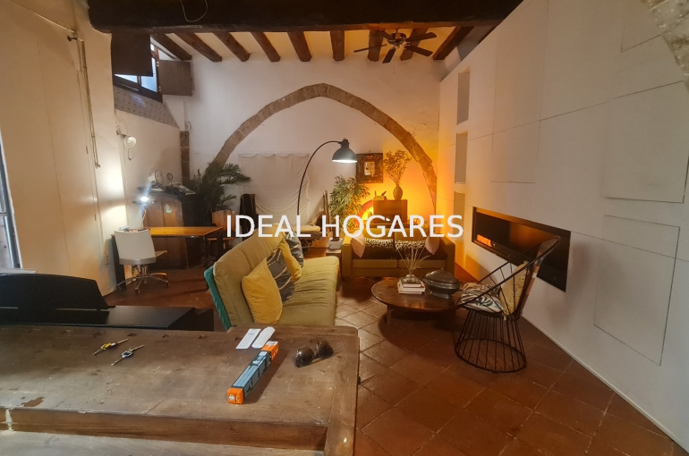 Local comercial-Local comercial-SE VENDE LOCAL-VIVIENDA EN EL BORN CON A 12
