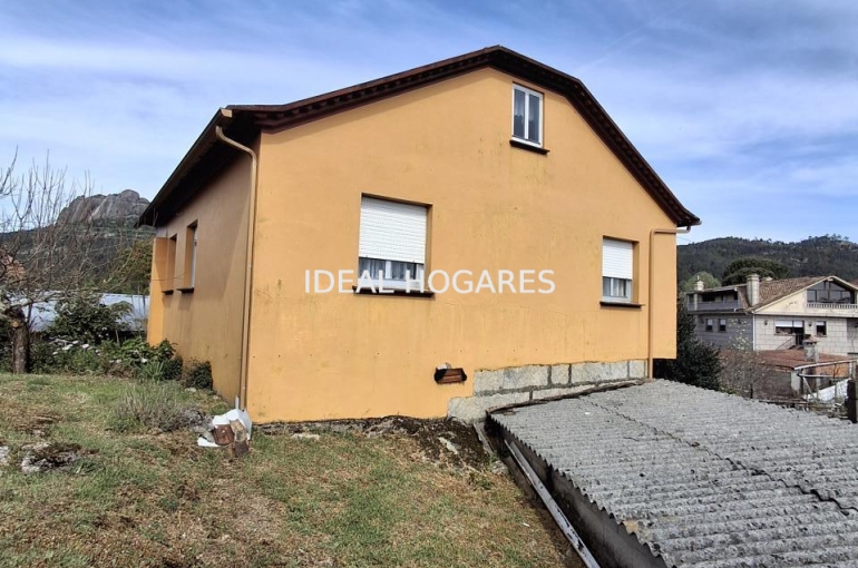 Vivienda-Apartamento-CASA CON PARCELA DE 1.200 M² EN O PORRIÑ 4