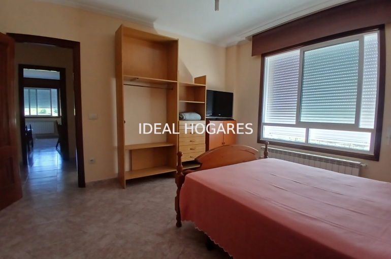 Vivienda-Casa-CHALET CON TERRENO Y GRAN POTENCIAL EN E 15