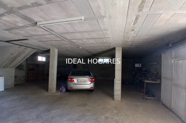 Vivienda-Casa-CHALET CON TERRENO Y GRAN POTENCIAL EN E 43