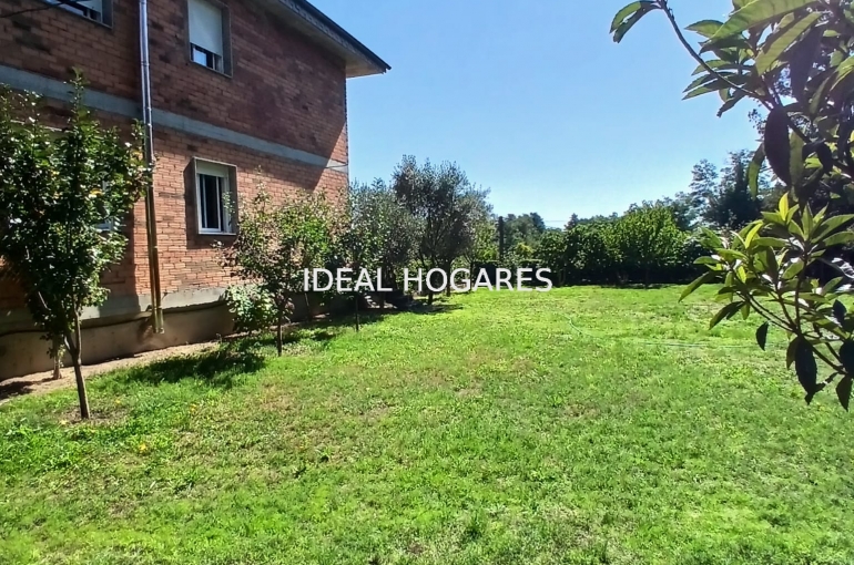 Vivienda-Casa-CHALET CON TERRENO Y GRAN POTENCIAL EN E 6