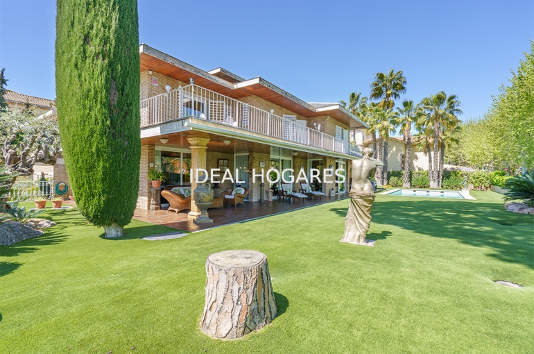 Vivienda-Casa-VILLA DE ESTILO INGLÉS EN TIANA, DONDE E 8