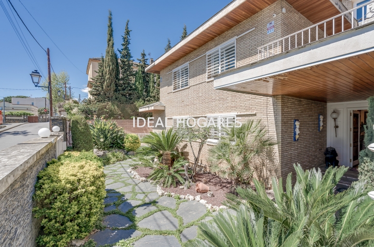 Vivienda-Casa-VILLA DE ESTILO INGLÉS EN TIANA, DONDE E 9