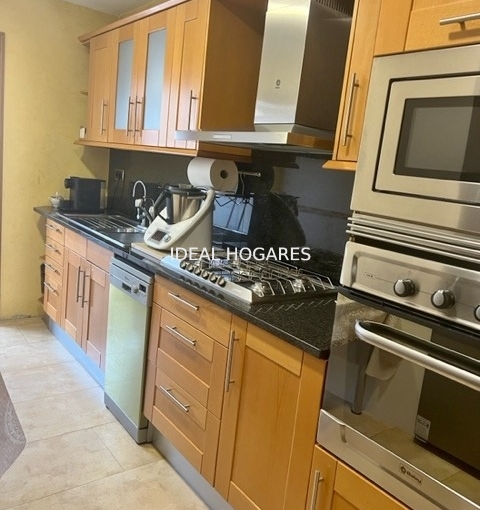 Vivienda-Piso-AMPLIO Y LUMINOSO PISO CON ASCENSOR EN A 15