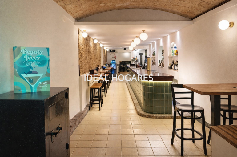 Negocio-Bar-SE TRASPASA BAR–CERVECERÍA / COCTELERÍA  1