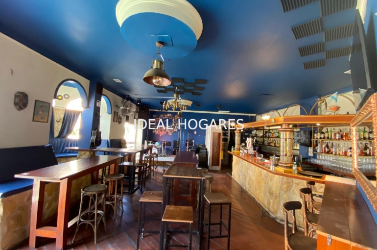 Negocio-Bar-BAR DE COPAS CON AMPLIA TERRAZA EN EL PU 10