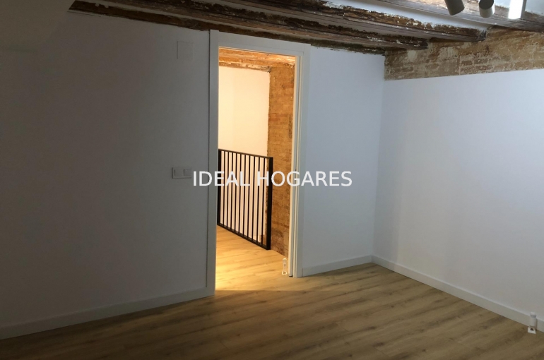 Vivienda-Piso-PISO EN VENTA EN CALLE SANTA ELENA – INV 4